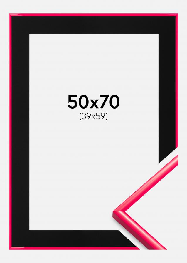 Ram med passepartou Frame New Lifestyle Hot Pink 50x70 cm - Picture Mount Black 40x60 cm