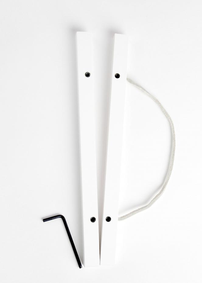 Focus Poster hangers White - 62 cm