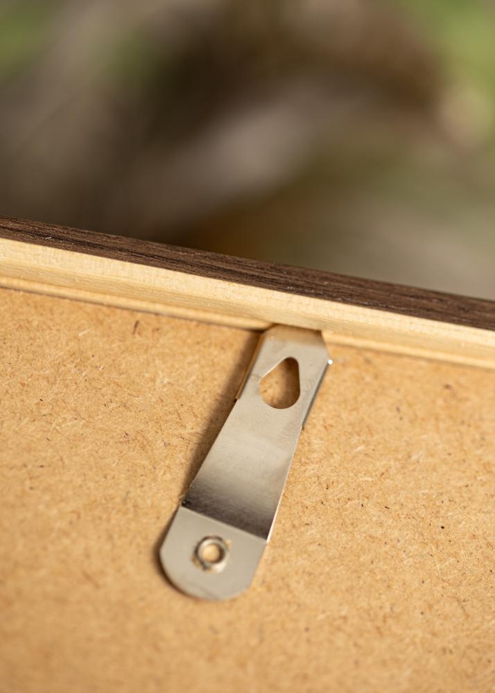 Ram med passepartou Frame Ares Walnut 30x30 cm - Mounts White 20x20 cm