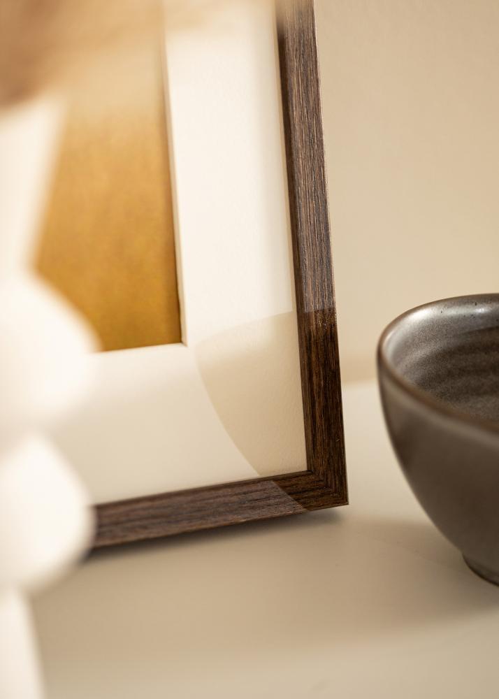 Ram med passepartou Frame Ares Walnut 30x30 cm - Mounts White 20x20 cm