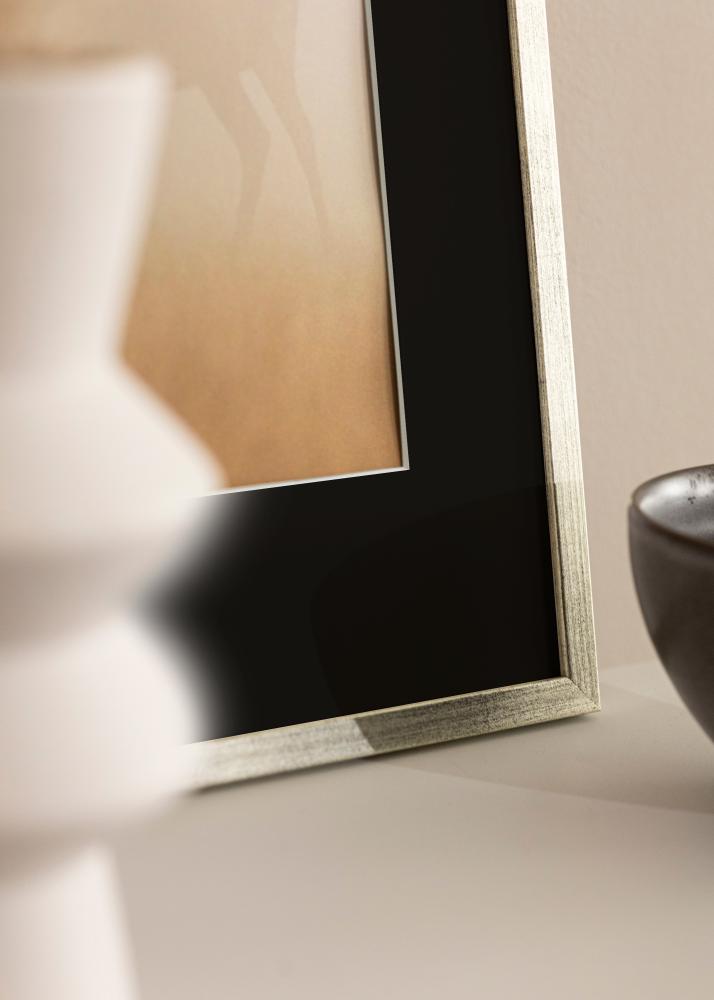 Ram med passepartou Frame Galant Silver 30x40 cm - Picture Mount Black 18x27 cm