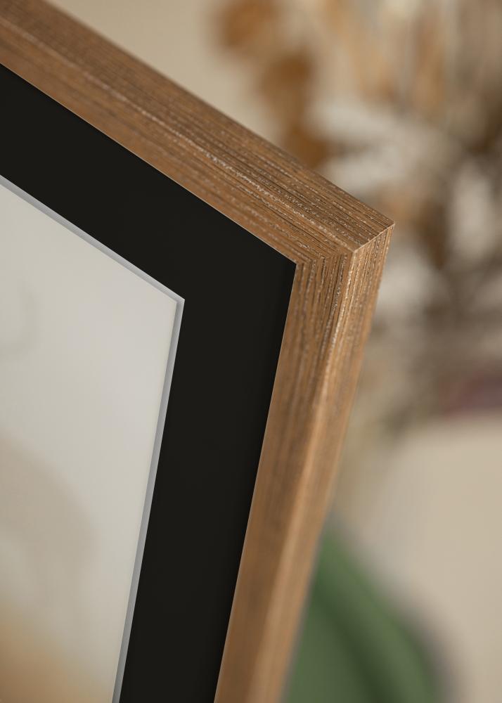 Ram med passepartou Frame Fiorito Dark Oak 30x40 cm - Picture Mount Black 21x30 cm