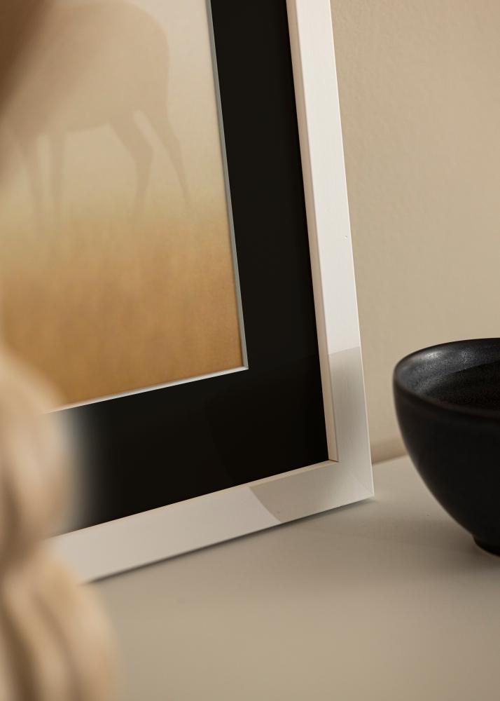 Ram med passepartou Frame White Wood 70x90 cm - Picture Mount Black 24x30 inches