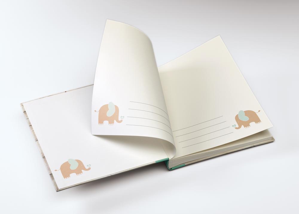 Walther Welcome Baby album Green - 28x30.5 cm (50 White pages / 25 sheets)