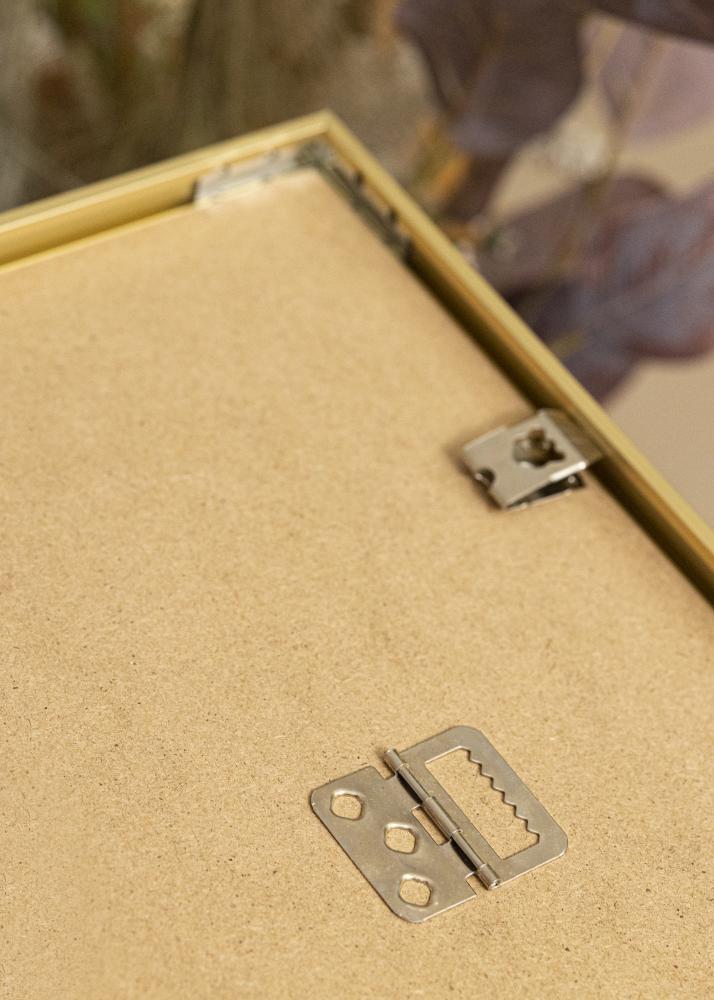 Walther Frame Chair Gold 42x59,4 cm (A2)