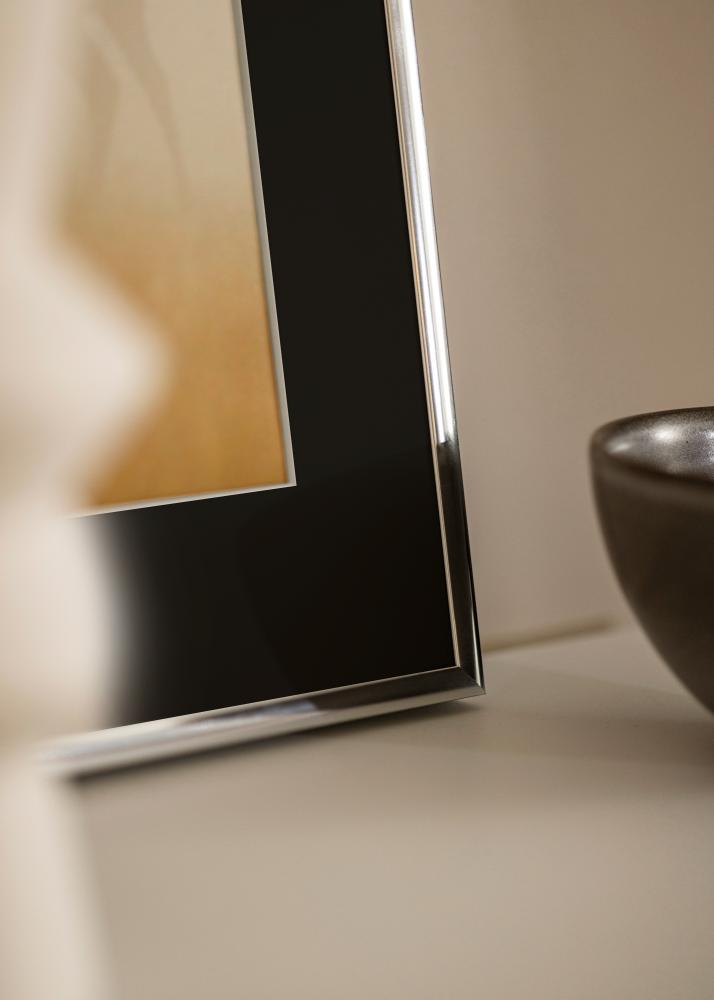Ram med passepartou Frame Aluminium Shiny Silver 50x50 cm - Picture Mount Black 35x35 cm