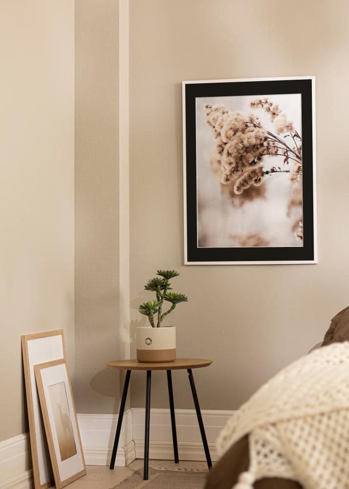 Ram med passepartou Frame Edsbyn White 18x18 cm - Picture Mount Black 12x12 cm