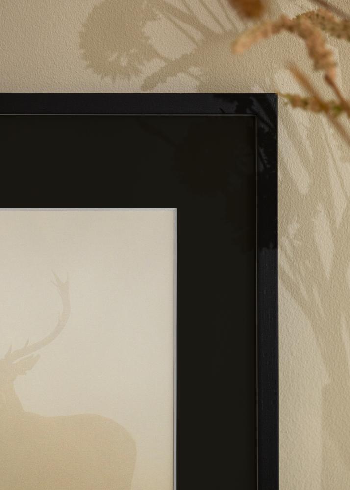 Ram med passepartou Frame Edsbyn Black 18x18 cm - Picture Mount Black 12x12 cm