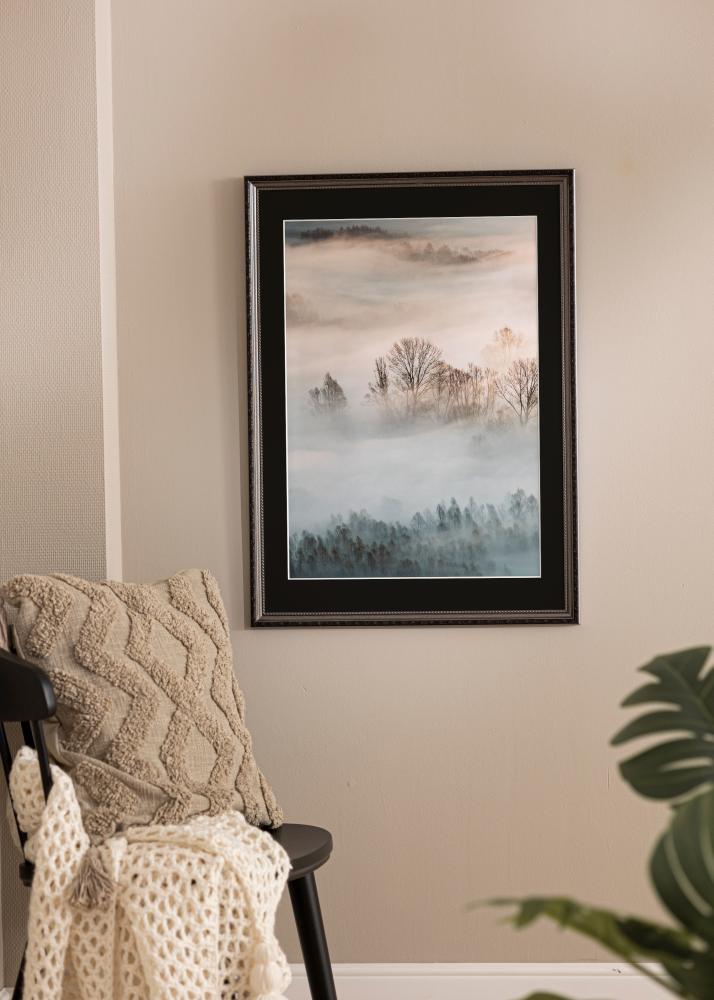 Ram med passepartou Frame Abisko Silver 24x30 cm - Picture Mount Black 18x24 cm