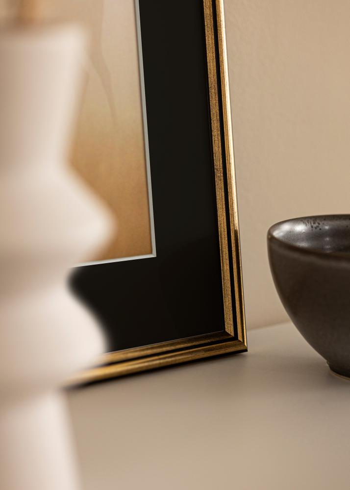 Ram med passepartou Frame Horndal Gold 18x24 cm - Picture Mount Black 13x18 cm