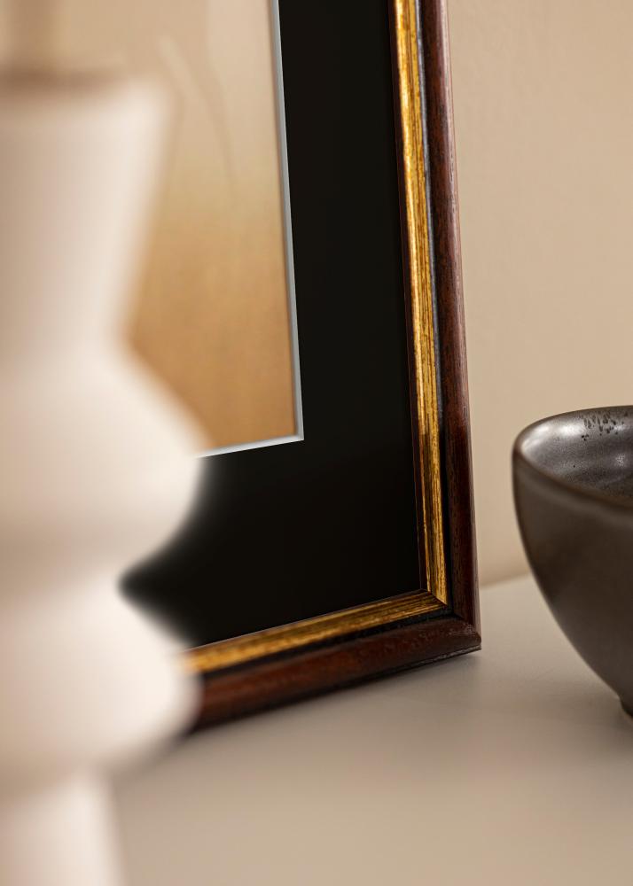 Ram med passepartou Frame Siljan Brown 40x50 cm - Picture Mount Black 27x35 cm