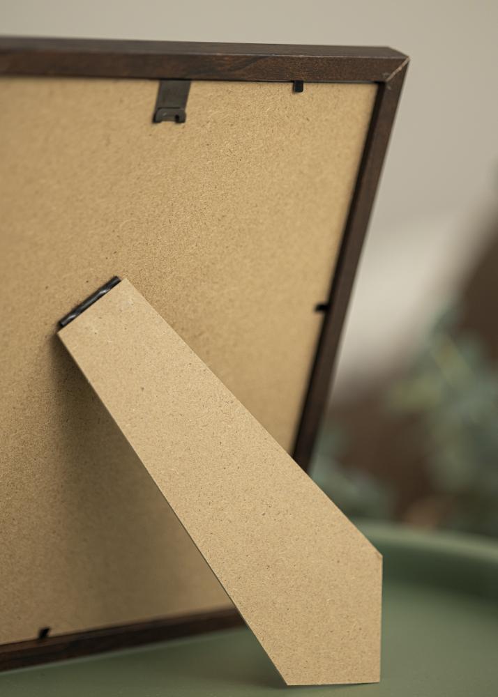 Ram med passepartou Frame Trendy Walnut 20x25 cm - Picture Mount Black 15x20 cm