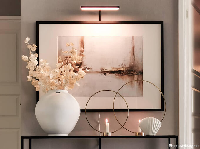 Picture lighting for large wall art